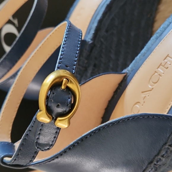 Adorable NWT IOB Coach Kit Wedge Print Denim Sandals ๐๐ผ - Picture 4 of 16